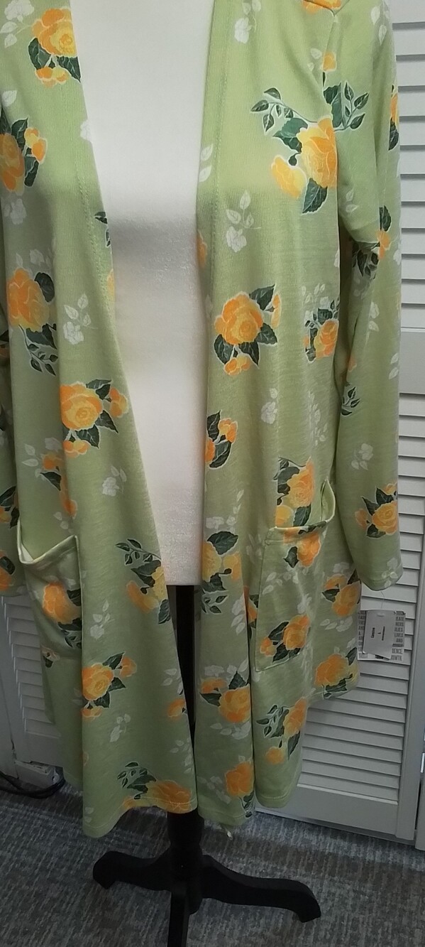 LARGE Women's Light Green Floral Long Cardigan